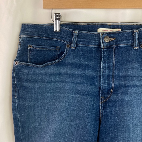 LEVI Strauss & Co Bermuda Shorts size 33 - Picture 5 of 11